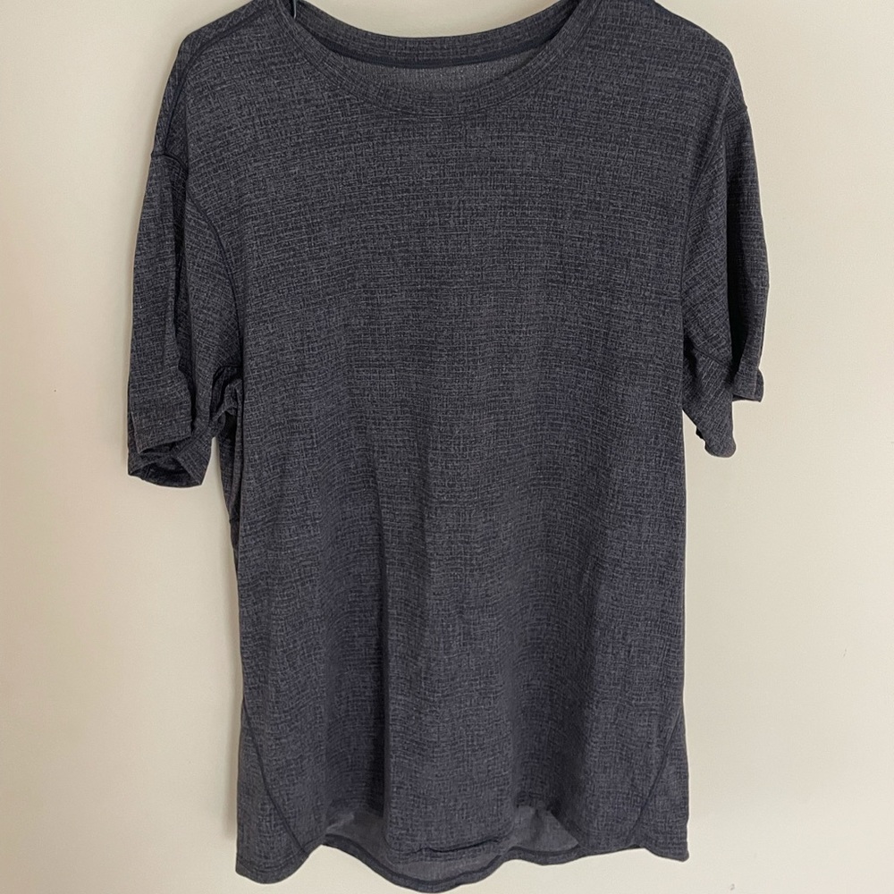 Men’s Lululemon Shirt